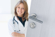 Laden Sie das Bild in den Galerie-Viewer, Innentür-Garnituren antibakteriell Secusan, HOPPE-Aluminium-Rosetten-Türgriff-Garnitur Amsterdam